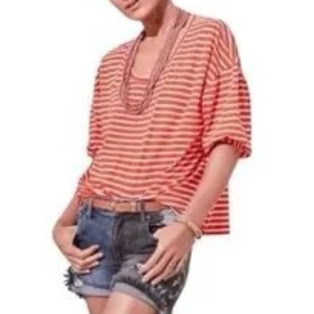 NWOT SZL CAbi Poolside Tee. Balloon 3/4 sleeve.Scoop neck.loose fit.lightweight.